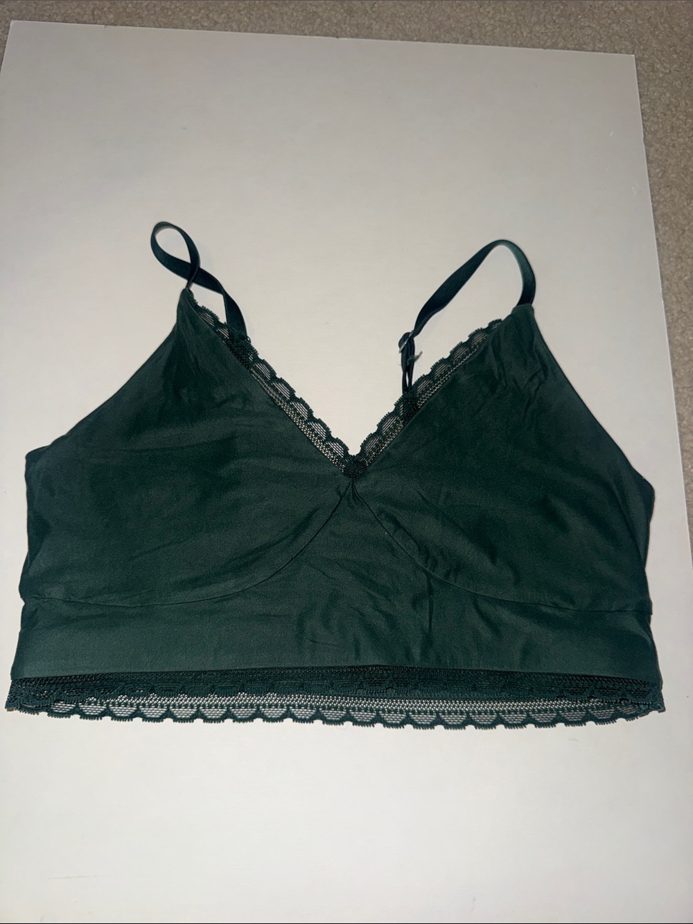 Nike Lace-Trim Wireless Bralette in Dark Green